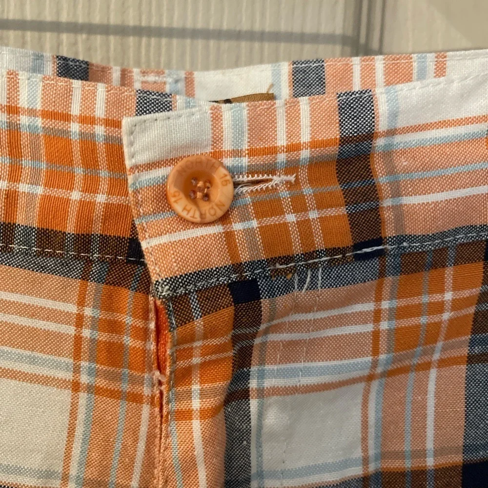 North 15 men’s orange/navy plaid hip hop streetwear 5 pocket long shorts. Sz 38